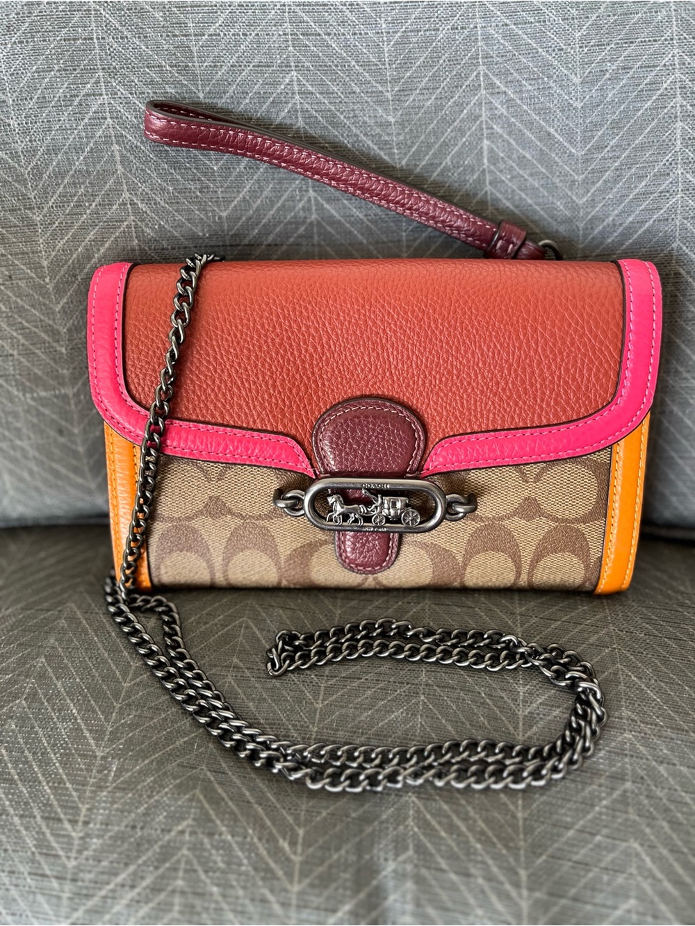 Like New Coach Jade Colorblock Signature Canvas Crossbody with Gunmetal Hardware